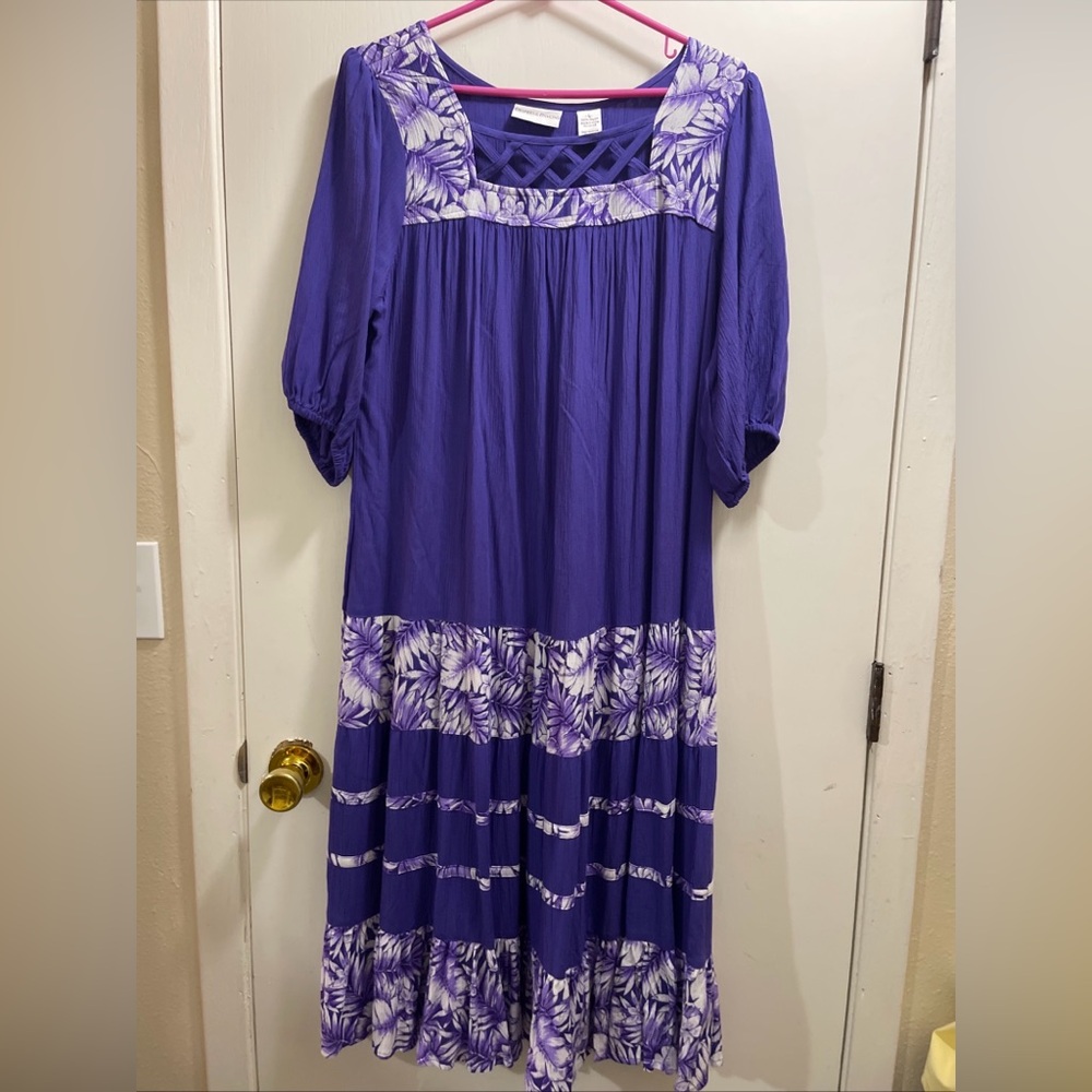 VTG Drapers & Damon’s Maxi Purple Floral Women's Dress Hawaiian